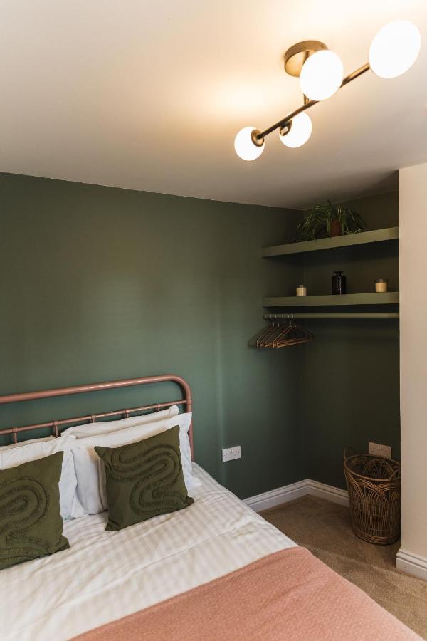 Wych Cottage, Striking 2 Bed, Parking, Ground Floor Flat - Step Free 서머턴 외부 사진