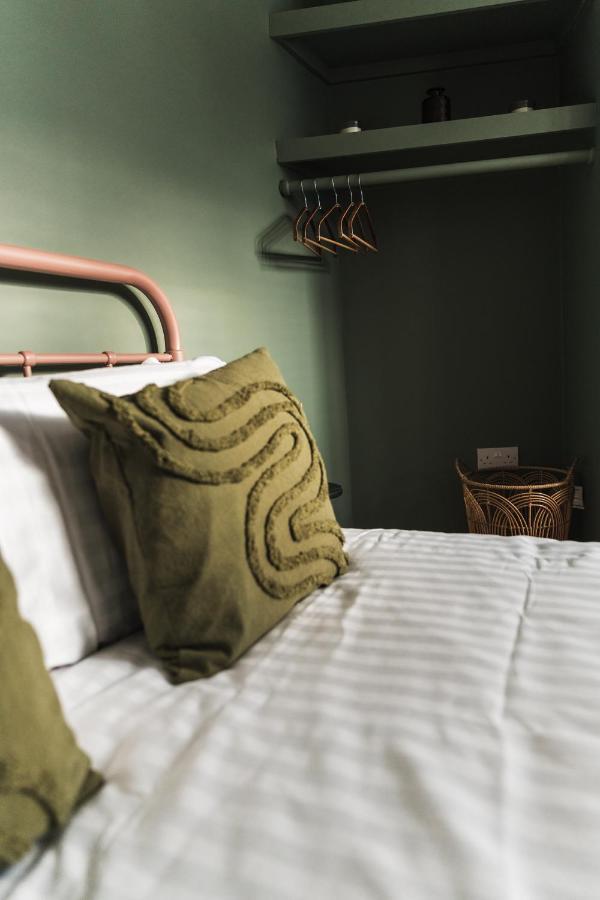 Wych Cottage, Striking 2 Bed, Parking, Ground Floor Flat - Step Free 서머턴 외부 사진